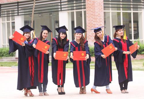 Ưu tiên tuyệt đối cho 10 thí sinh có điểm đầu vào Cao đẳng cao nhất năm 2015