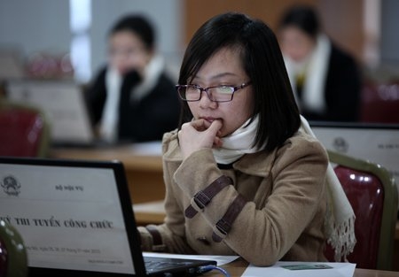 (Theo báo Lao Động) Nên tạm hoãn thực hiện thông tư 55 trong đào tạo liên thông?