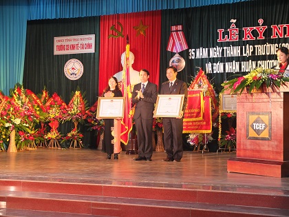 Tường thuật sự kiện 35 năm truyền thống nhà Trường qua ảnh