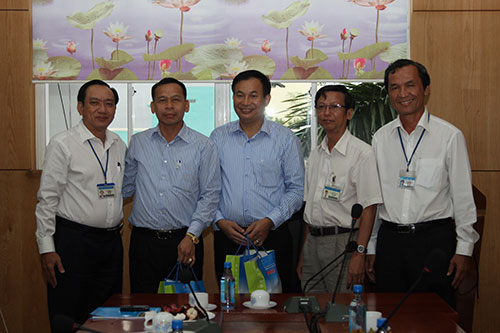 Đoàn trường Cao đẳng Kinh tế - Tài chính Thái Nguyên thăm và làm việc với Trường Cao đẳng Phú Lâm - TP Hồ Chí Minh